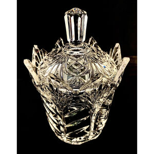 Exquisite Fifth Avenue Portico Crystal 6 1/4” Compote‎ Candy Dish with Lid